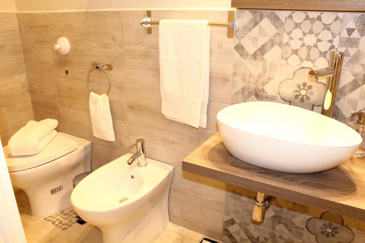 Cosmo Apartment Палермо Екстер'єр фото